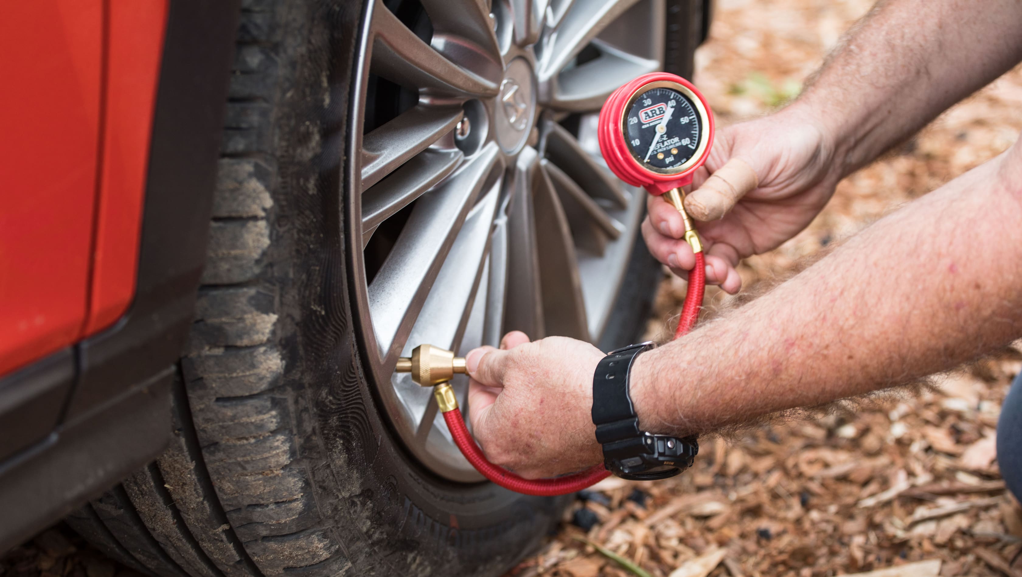 How to get tyre pressures right for every trip | CarsGuide